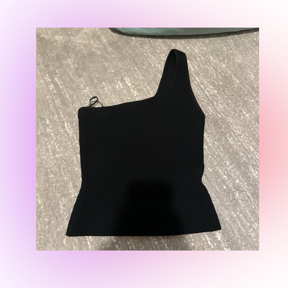 aritizia one shoulder top
